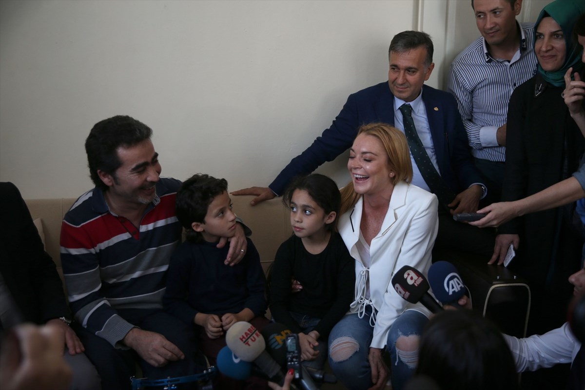 Hollywood yıldızı Sultanbeylide Hollywood yıldızı Sultanbeylide